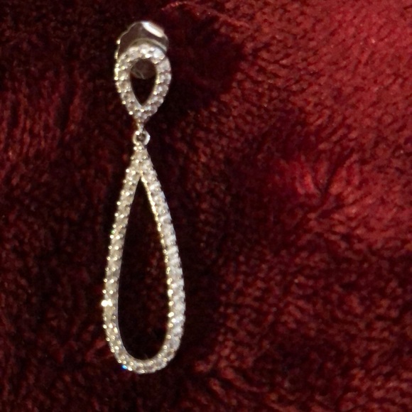 Earrings💃🎉🍾💃Host Pick💃🎉🍾💃 - Picture 3 of 4